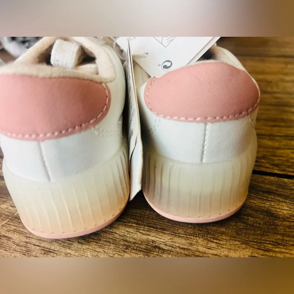 Kids Zara brand shoes size 12 NWT - Picture 2 of 8